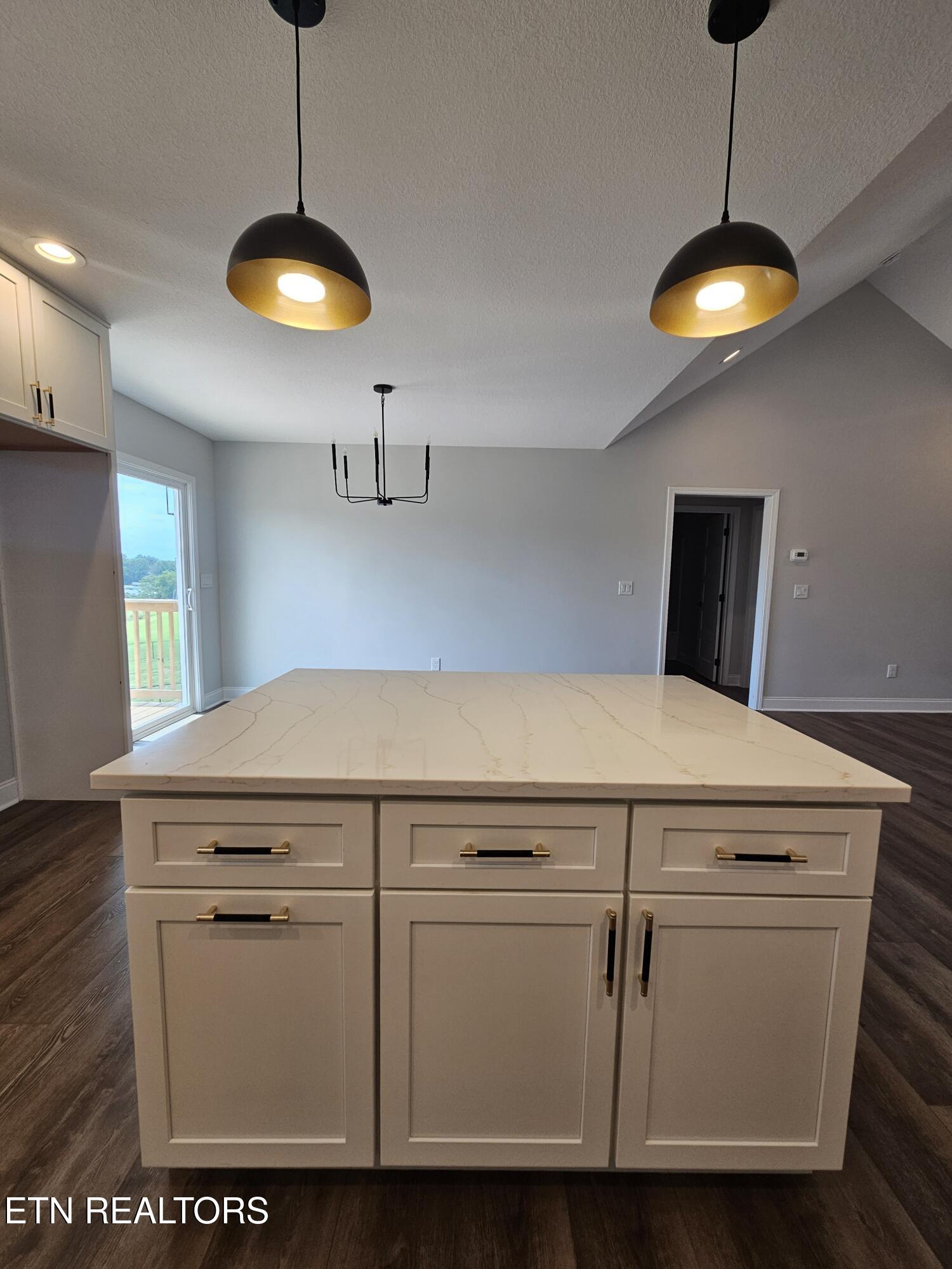 254 Thompson Road Madisonville, TN 37354 - Photo 4 of 15 20250808_130517