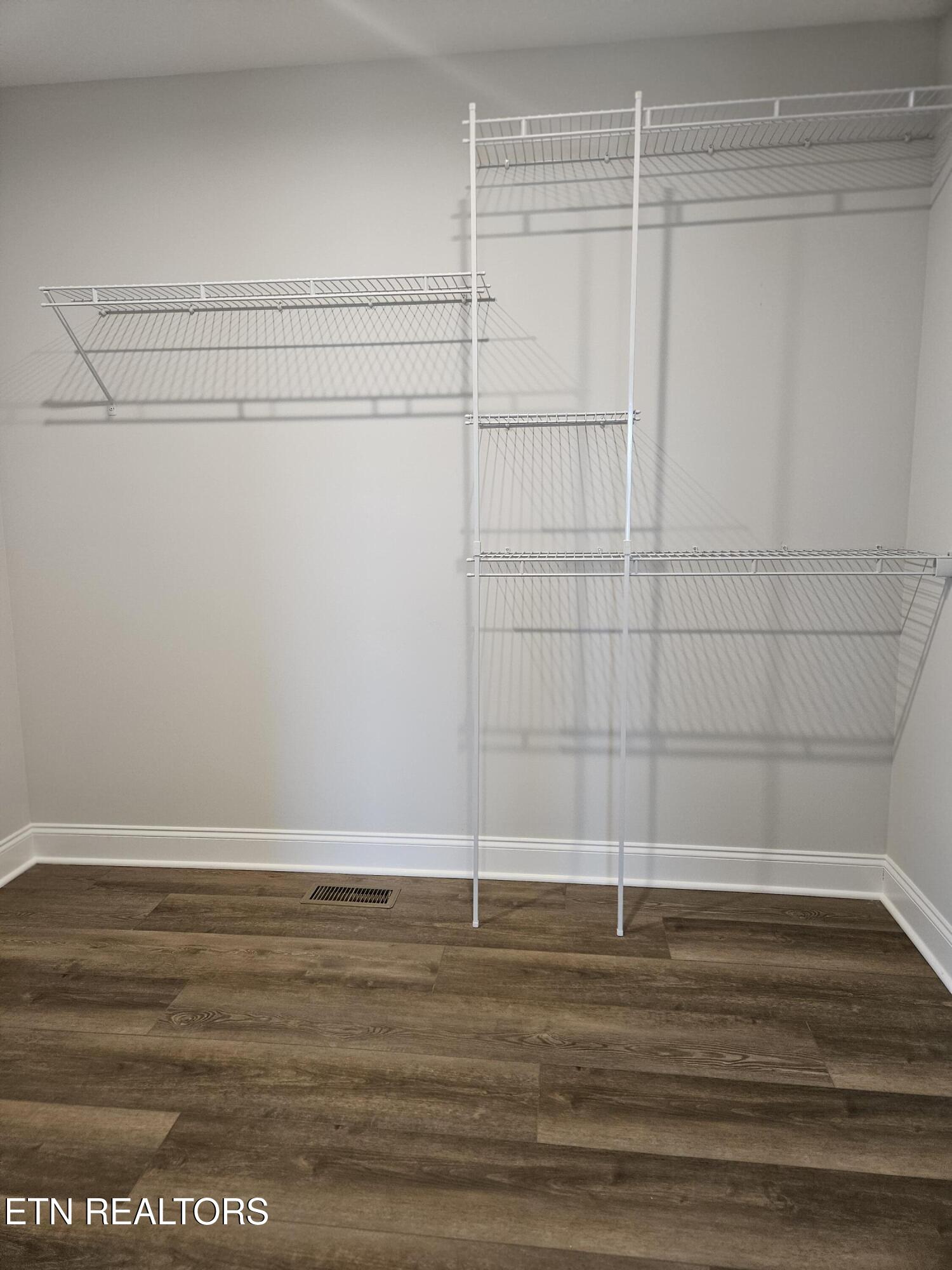 254 Thompson Road Madisonville, TN 37354 - Photo 7 of 15 20250808_123435