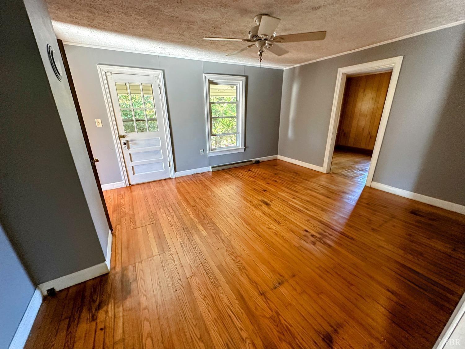 1279 Lynch Road Altavista, VA 24517 - Photo 13 of 32 Gallery Image 13