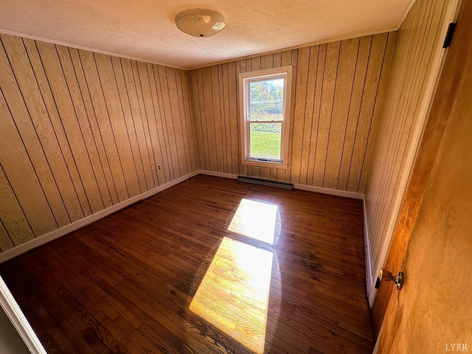 1279 Lynch Road Altavista, VA 24517 - Photo 14 of 32 Gallery Image 14