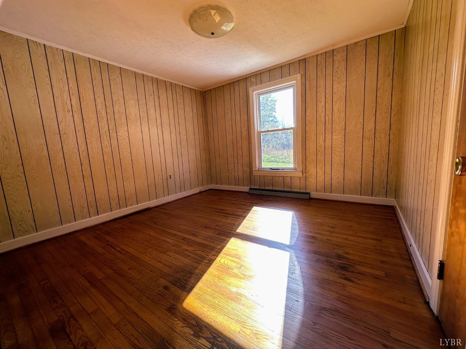1279 Lynch Road Altavista, VA 24517 - Photo 21 of 32 Gallery Image 21