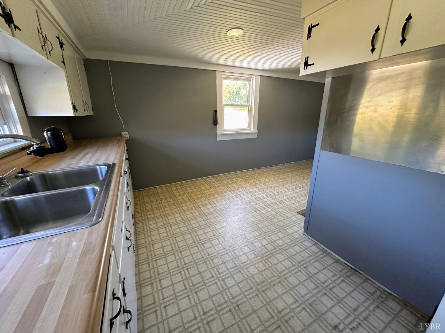 1279 Lynch Road Altavista, VA 24517 - Photo 25 of 32 Gallery Image 25