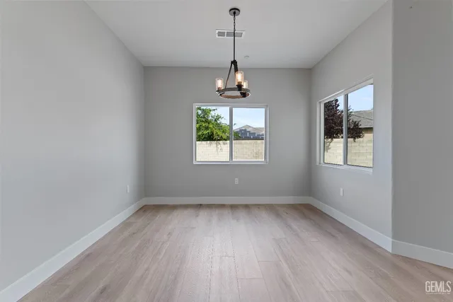 $644,500 | Undisclosed Address, Shafter, CA 93263