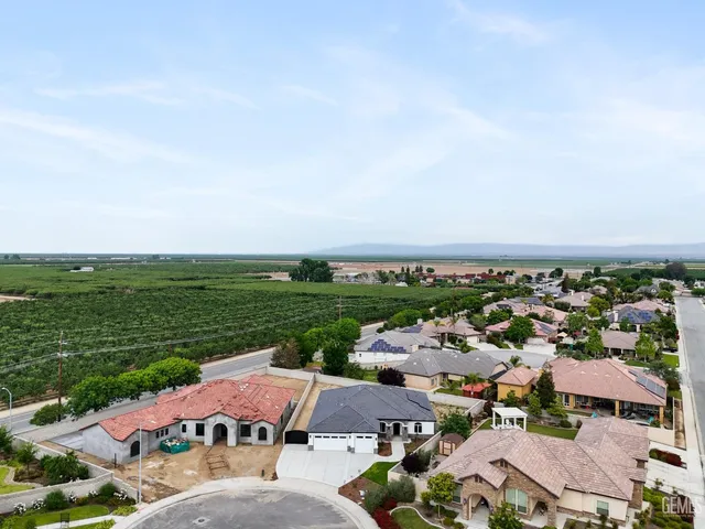 $644,500 | Undisclosed Address, Shafter, CA 93263