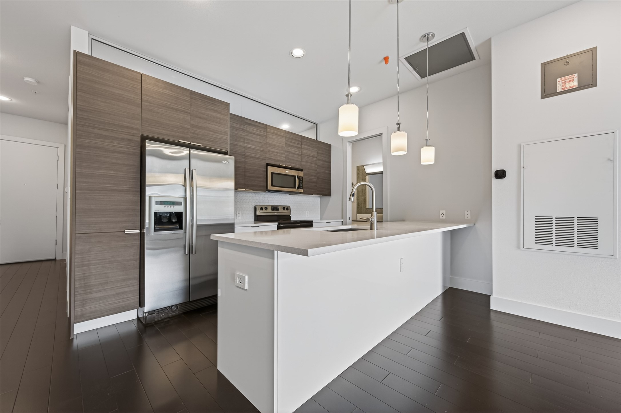 207 Pierce Street, Unit 307 Houston, TX 77002 - Photo 14 of 33