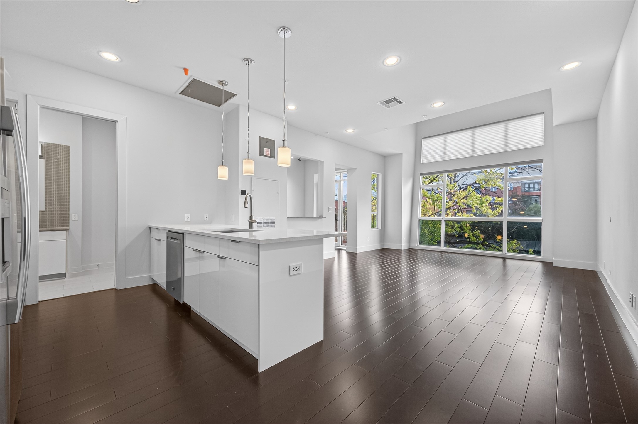 207 Pierce Street, Unit 307 Houston, TX 77002 - Photo 15 of 33