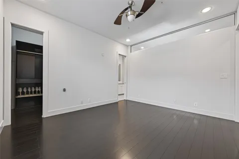 $260,000 | 207 Pierce Street, Unit 307, Houston, TX 77002