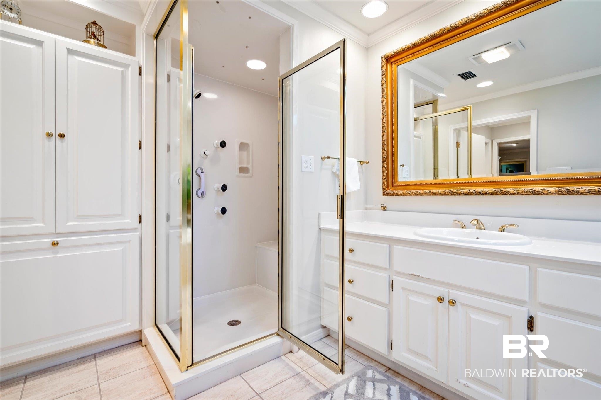4587 Hawthorne Place Mobile, AL 36608 - Photo 19 of 32 MASTER BATH AREA 2