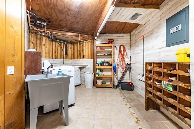 $820,000 | 6341 Biggs Street, Englewood, FL 34224