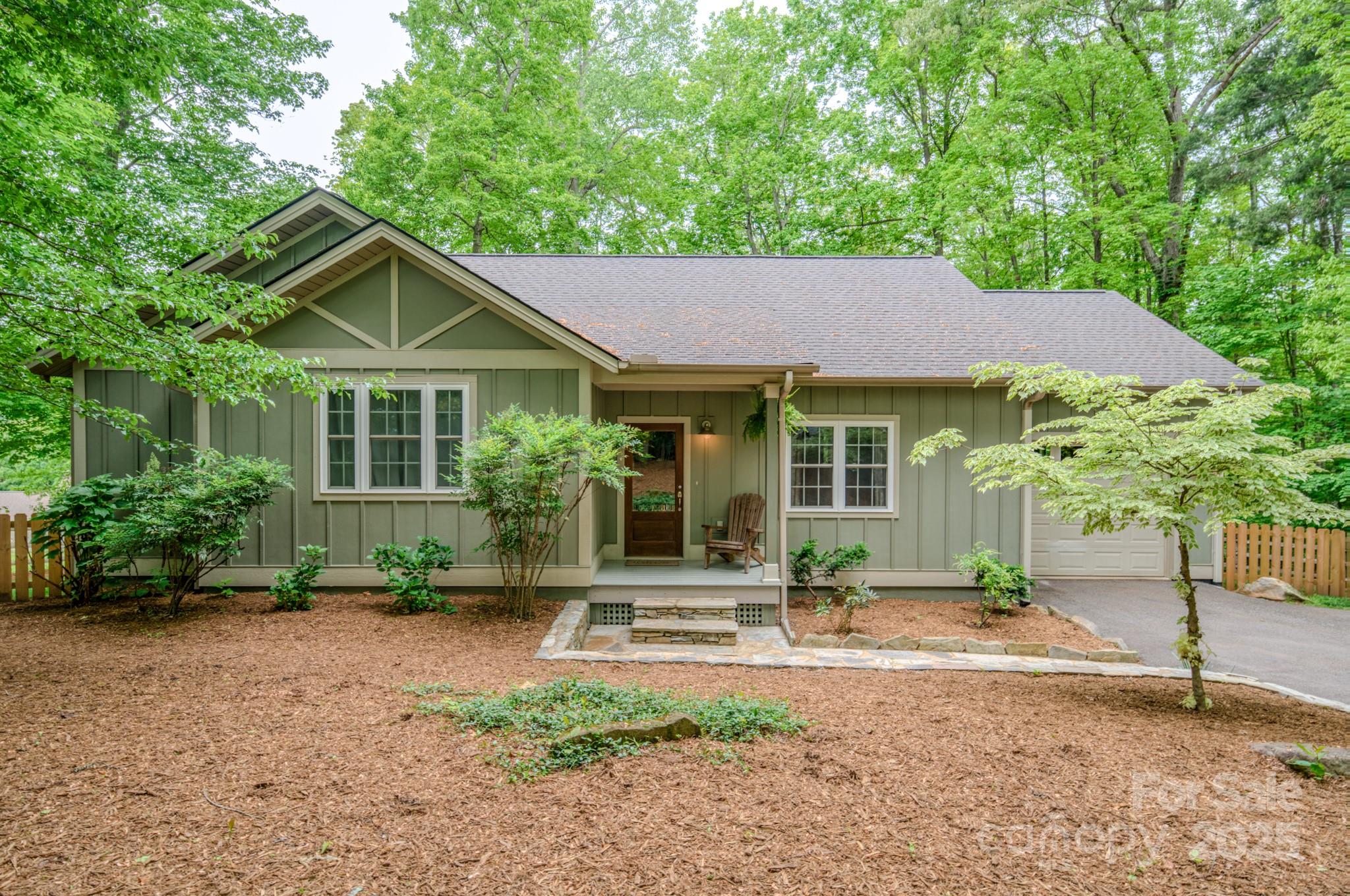 262 Erwin Hills Road Asheville, NC 28806 - Photo 1 of 43 Gallery Image 1