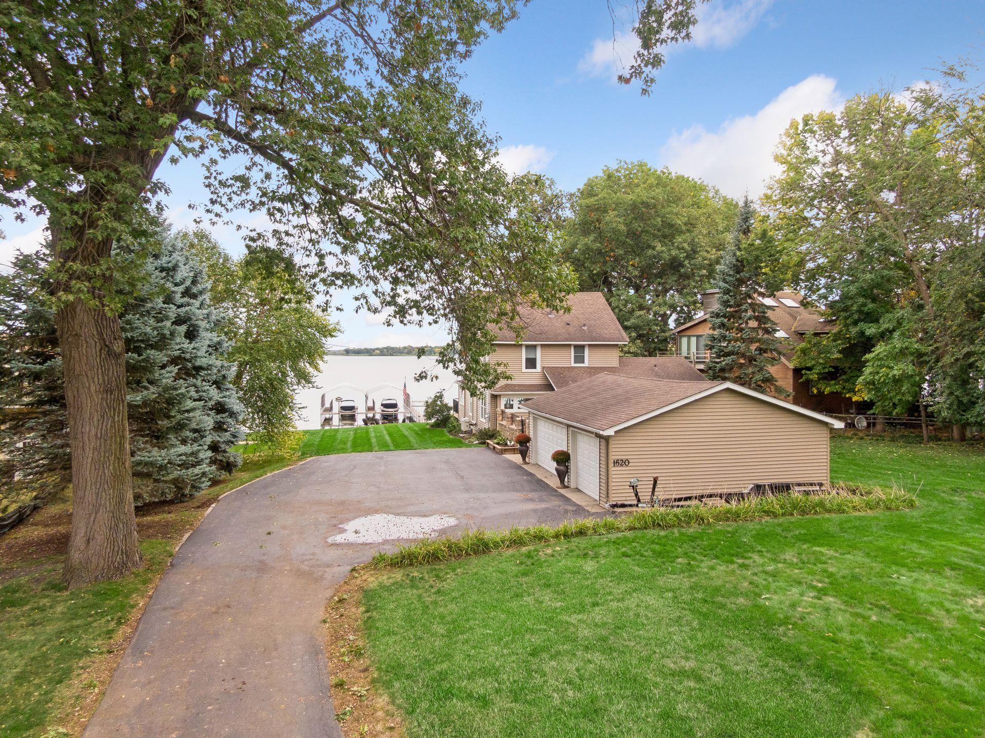 1620 Shadywood Road Wayzata, MN 55391 - Photo 7 of 49 Gallery Image 7