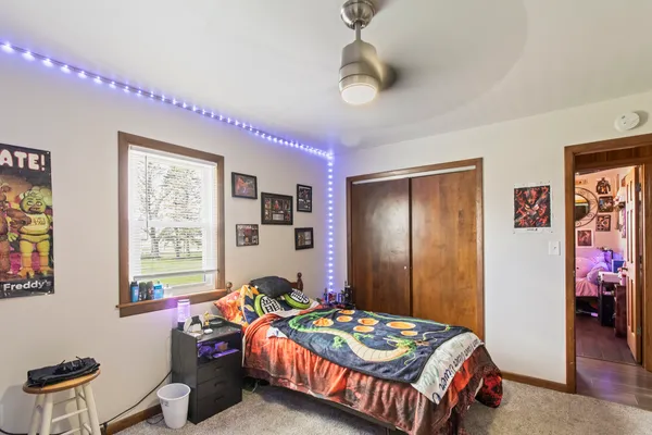 $199,900 | 812 West 3rd Street, Gilman, IL 60938