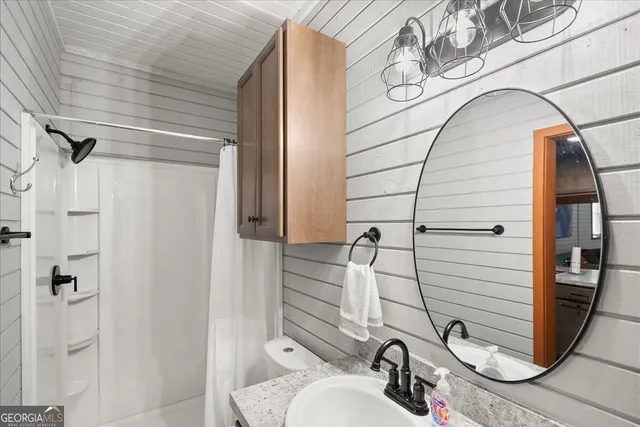 $1,250,000 | 1330 Sr-110, Waynesville, GA 31566