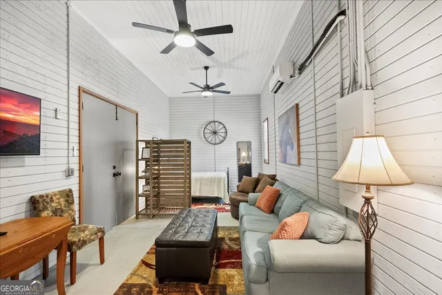 $1,250,000 | 1330 Sr-110, Waynesville, GA 31566