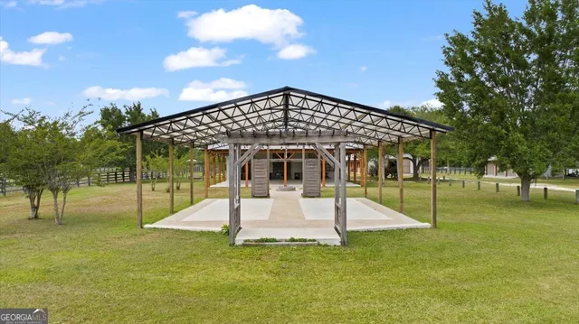 $1,250,000 | 1330 Sr-110, Waynesville, GA 31566