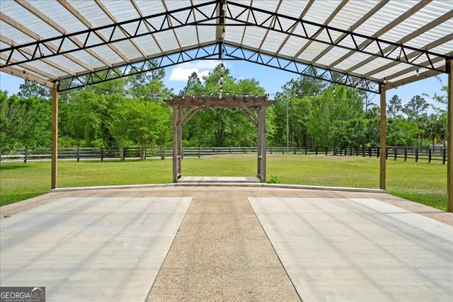 $1,250,000 | 1330 Sr-110, Waynesville, GA 31566