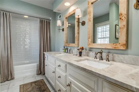 $1,350,000 | 6501 High Drive, Mission Hills, KS 66208