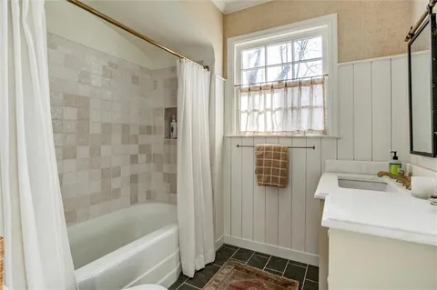 $1,350,000 | 6501 High Drive, Mission Hills, KS 66208