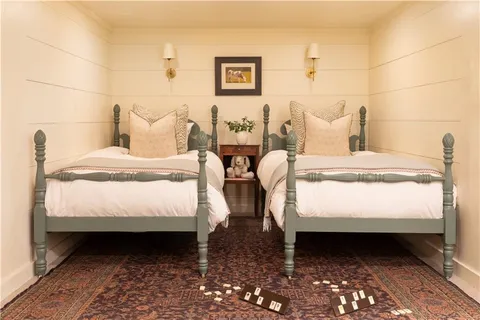 $1,350,000 | 6501 High Drive, Mission Hills, KS 66208