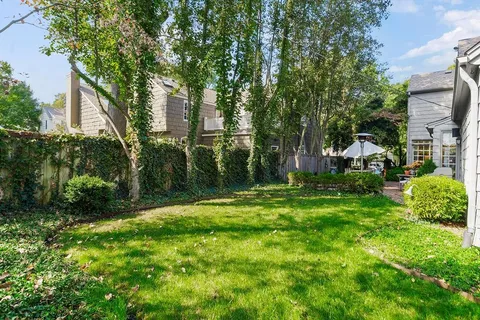 $1,350,000 | 6501 High Drive, Mission Hills, KS 66208