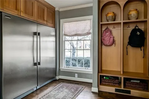 $1,350,000 | 6501 High Drive, Mission Hills, KS 66208