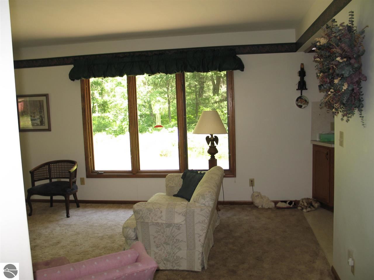 2720 Allen Road Hale, MI 48739 - Photo 10 of 32 1788112-9.JPG