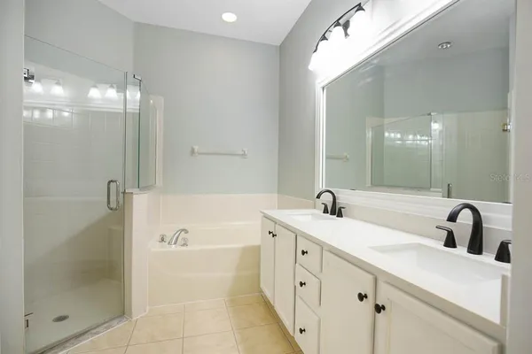 $319,900 | 5922 Phoebenest Drive, Lithia, FL 33547