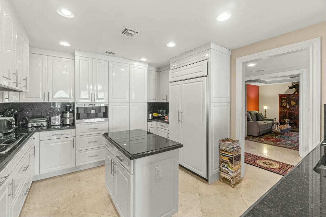 200 East Palmetto Park Road, Unit 808 Boca Raton, FL 33432 - Photo 11 of 36 tempImagevOhZKM