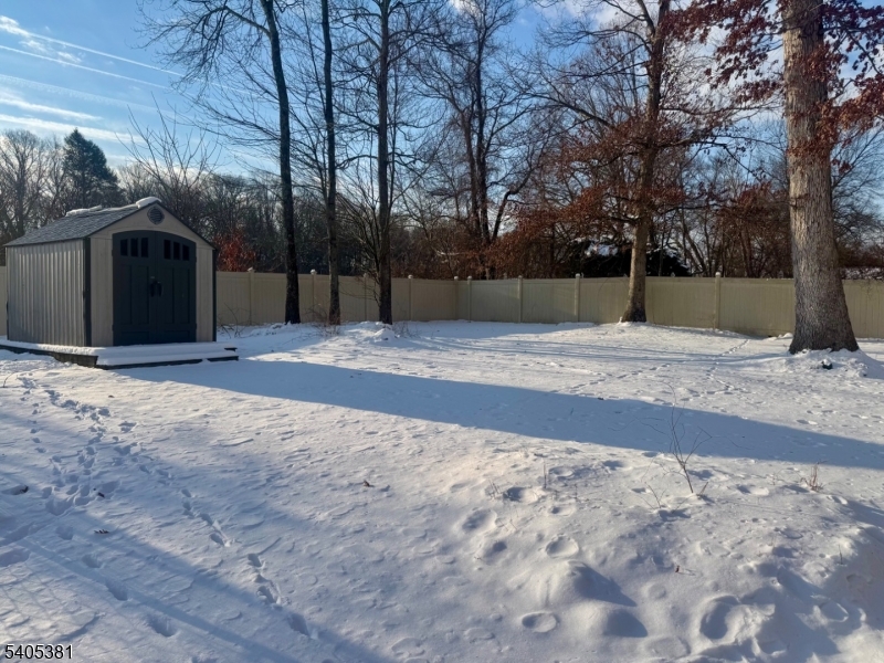 9 Windsor Drive Oak Ridge, NJ 07438 - Photo 8 of 50