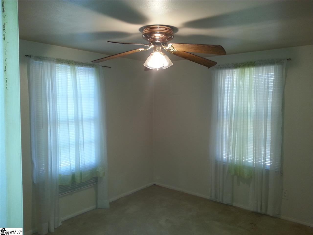 51 Gunter Road Piedmont, SC 29673 - Photo 11 of 18