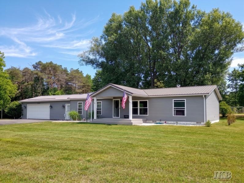 1245 Chappel Valley Road Gladwin, MI 48624 - Photo 1 of 31