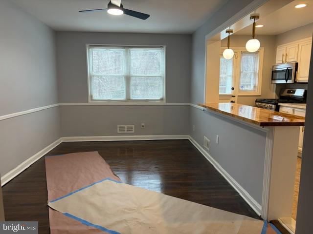 1107 Cooks Lane Baltimore, MD 21229 - Photo 3 of 26 Dining Room