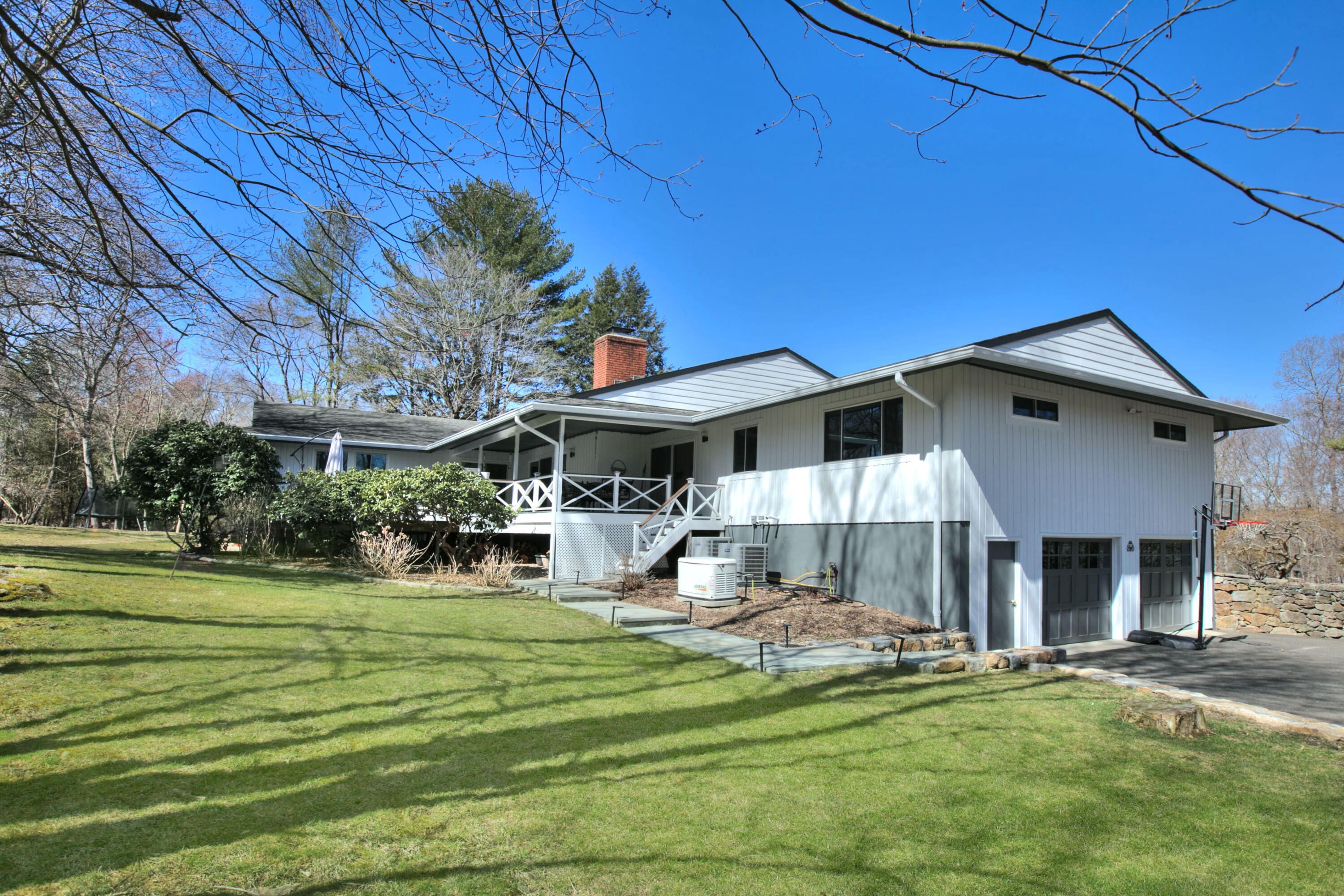 665 Silvermine Road New Canaan, CT 06840 - Photo 34 of 42 View of the deck