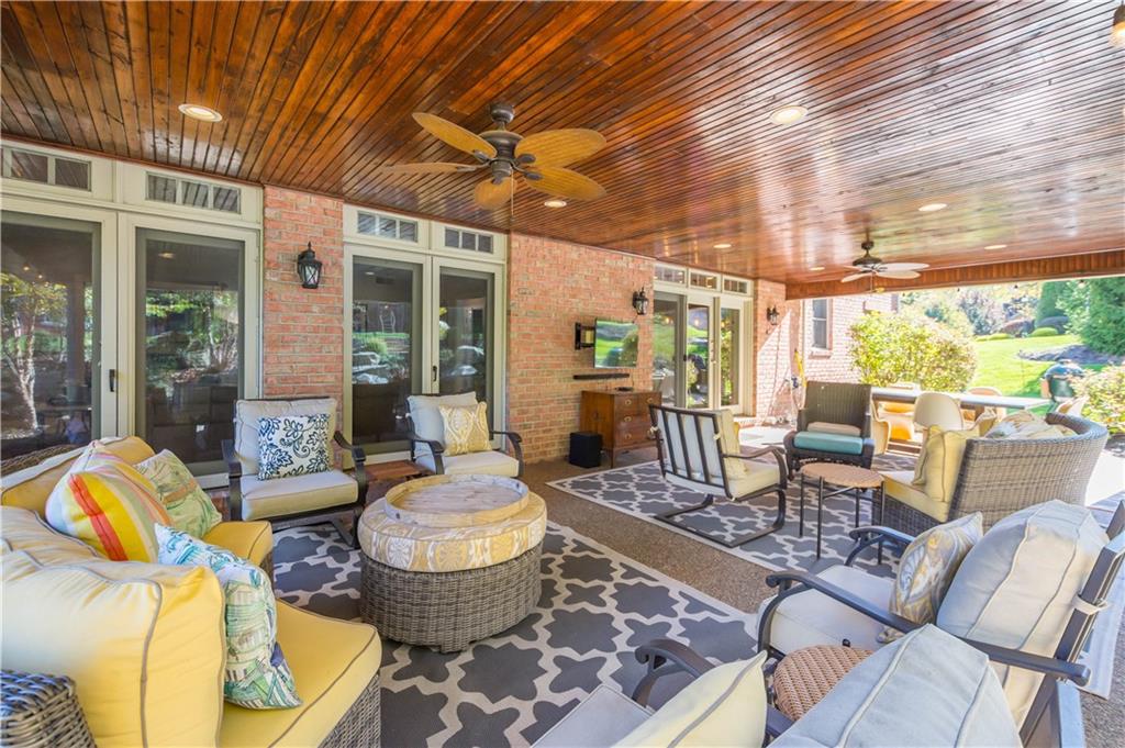 102 Lantern Circle McMurray, PA 15317 - Photo 20 of 25 a living room with furniture and a large window