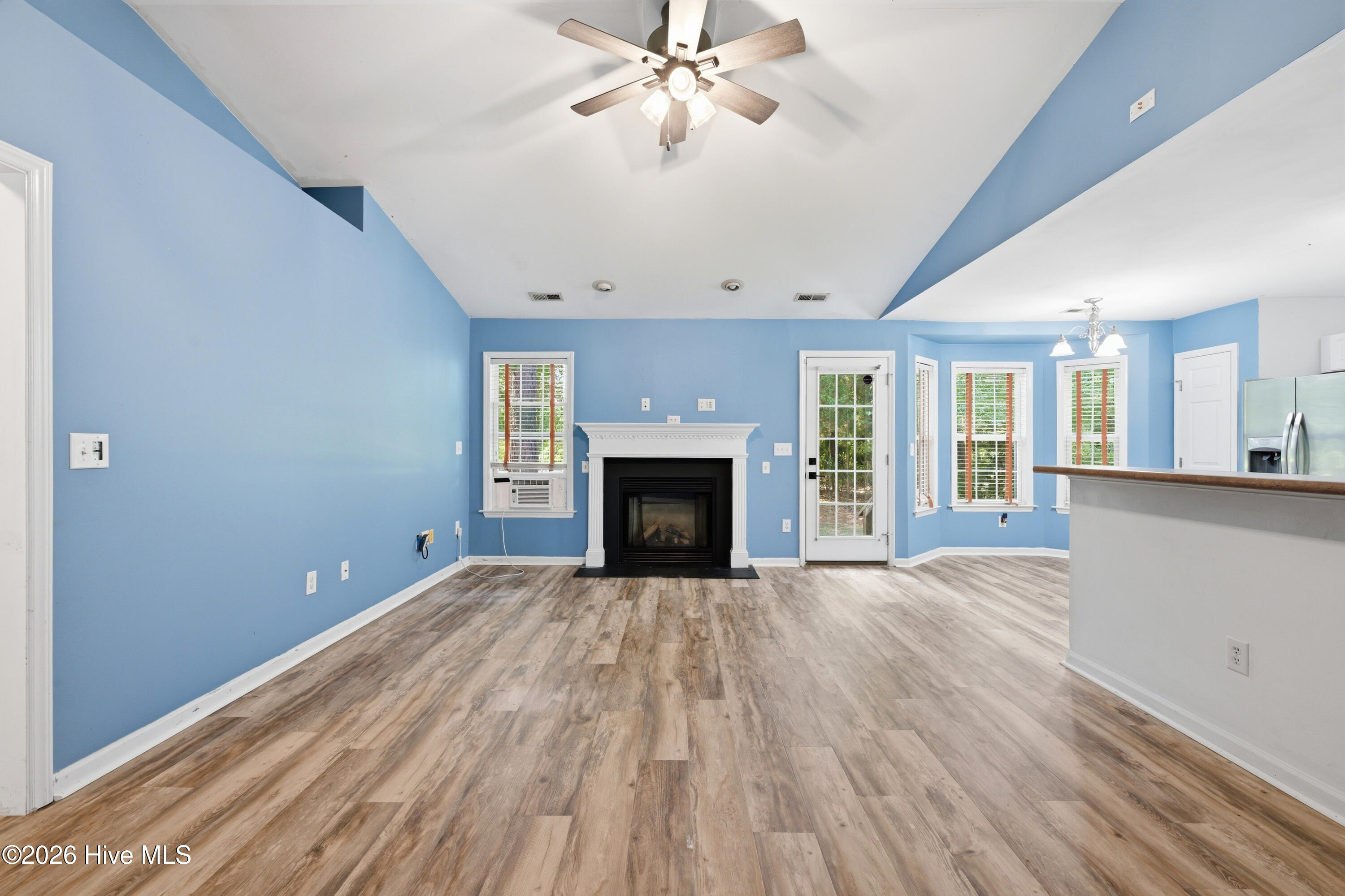 128 Bermuda View New Bern, NC 28560 - Photo 7 of 41