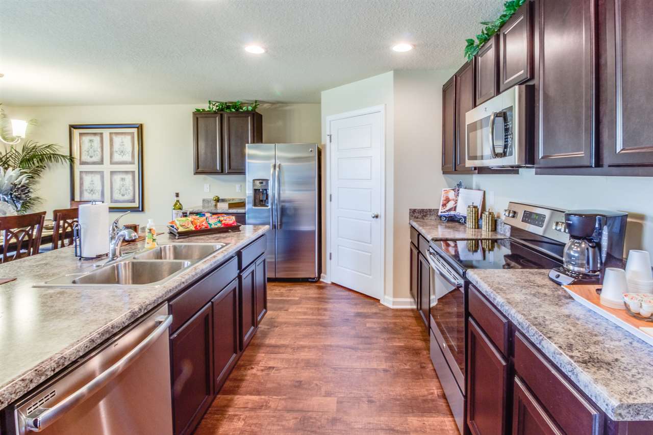 8201 Irwin Loop Daphne, AL 36526 - Photo 4 of 10