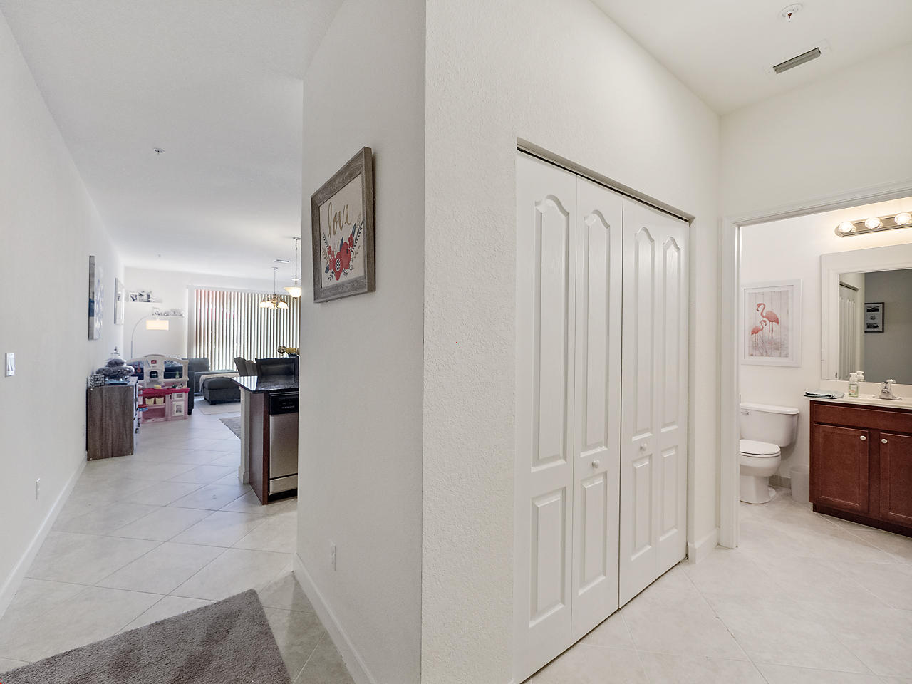 9558 Southwest Purple Martin Way Stuart, FL 34997 - Photo 2 of 13 Entry/Half Bath