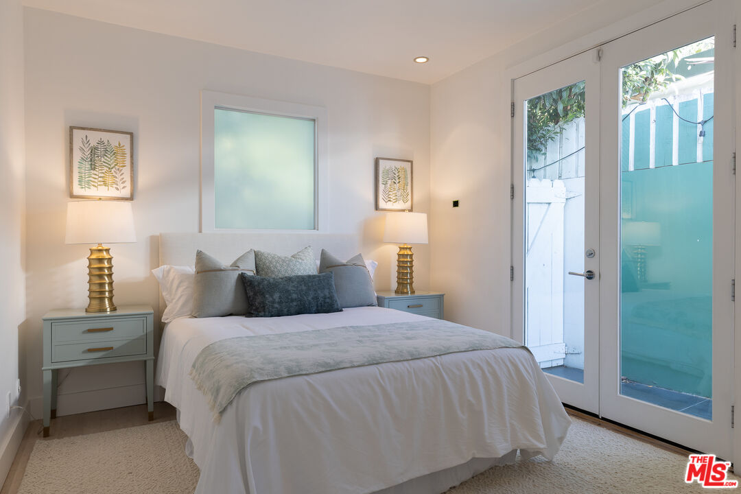 8914 Devlin Place Los Angeles, CA 90069 - Photo 29 of 37