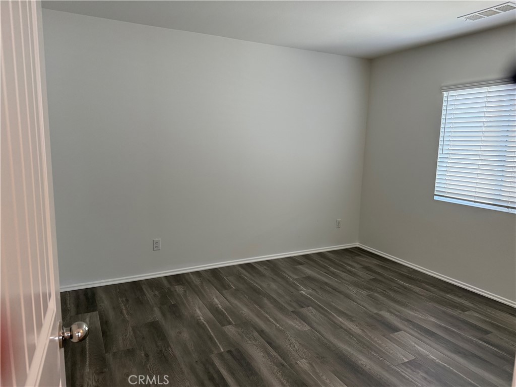 308 Bristolwood Road Hemet, CA 92543 - Photo 11 of 25