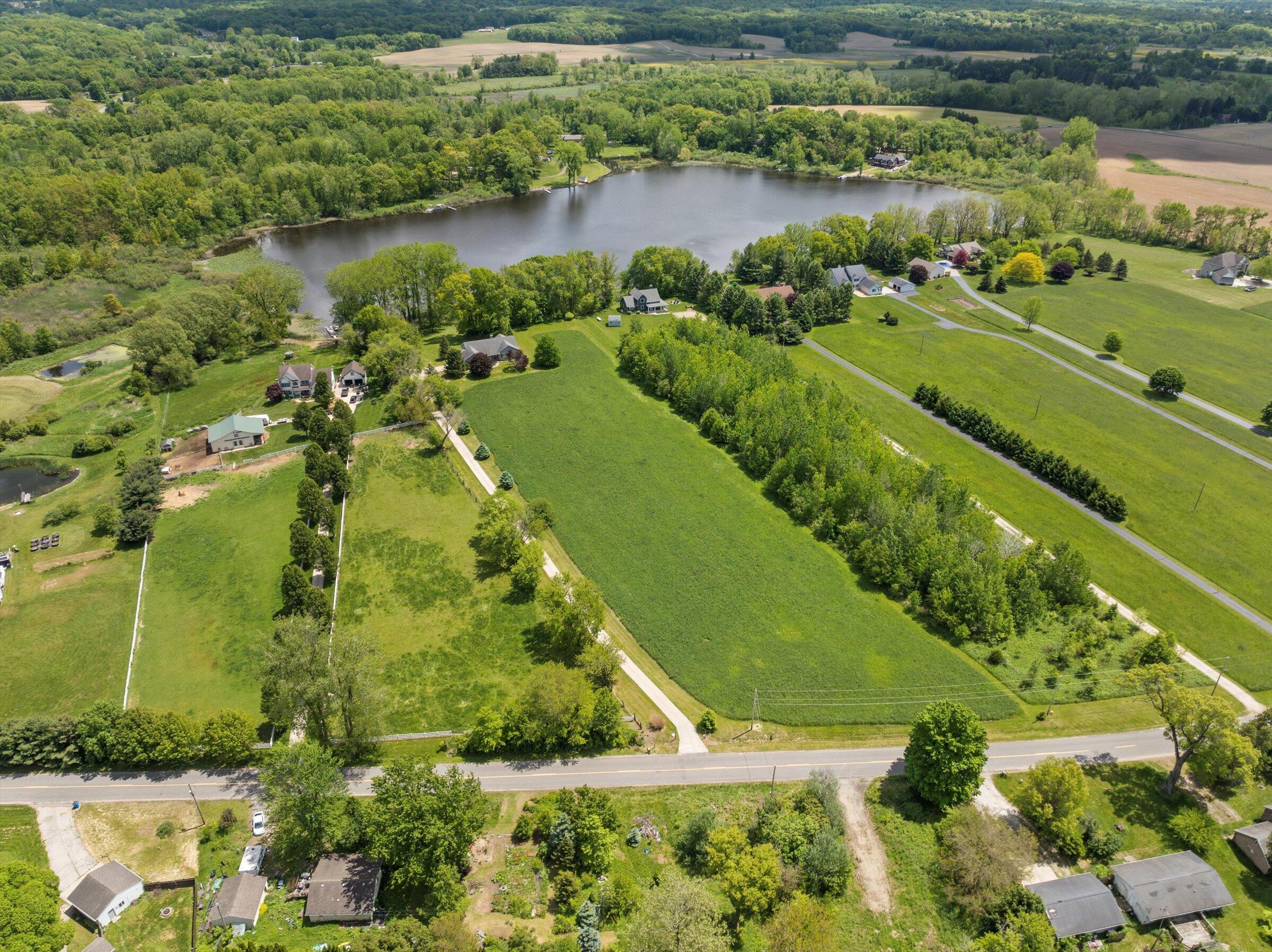 1975 Sage Road Buchanan, MI 49107 - Photo 3 of 34 41-DJI_0655
