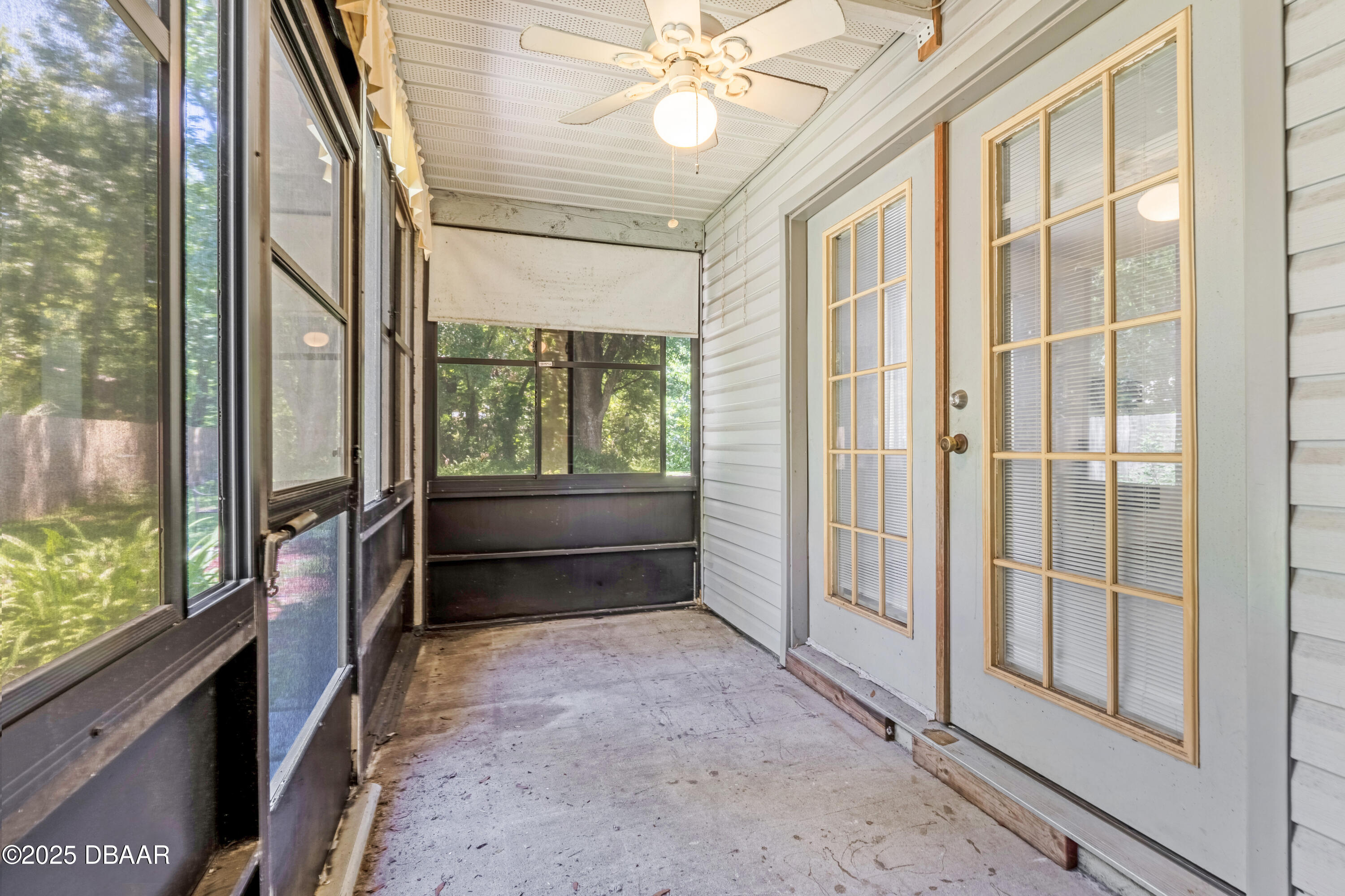 1307 Deer Springs Road Port Orange, FL 32129 - Photo 27 of 36 Covered Patio