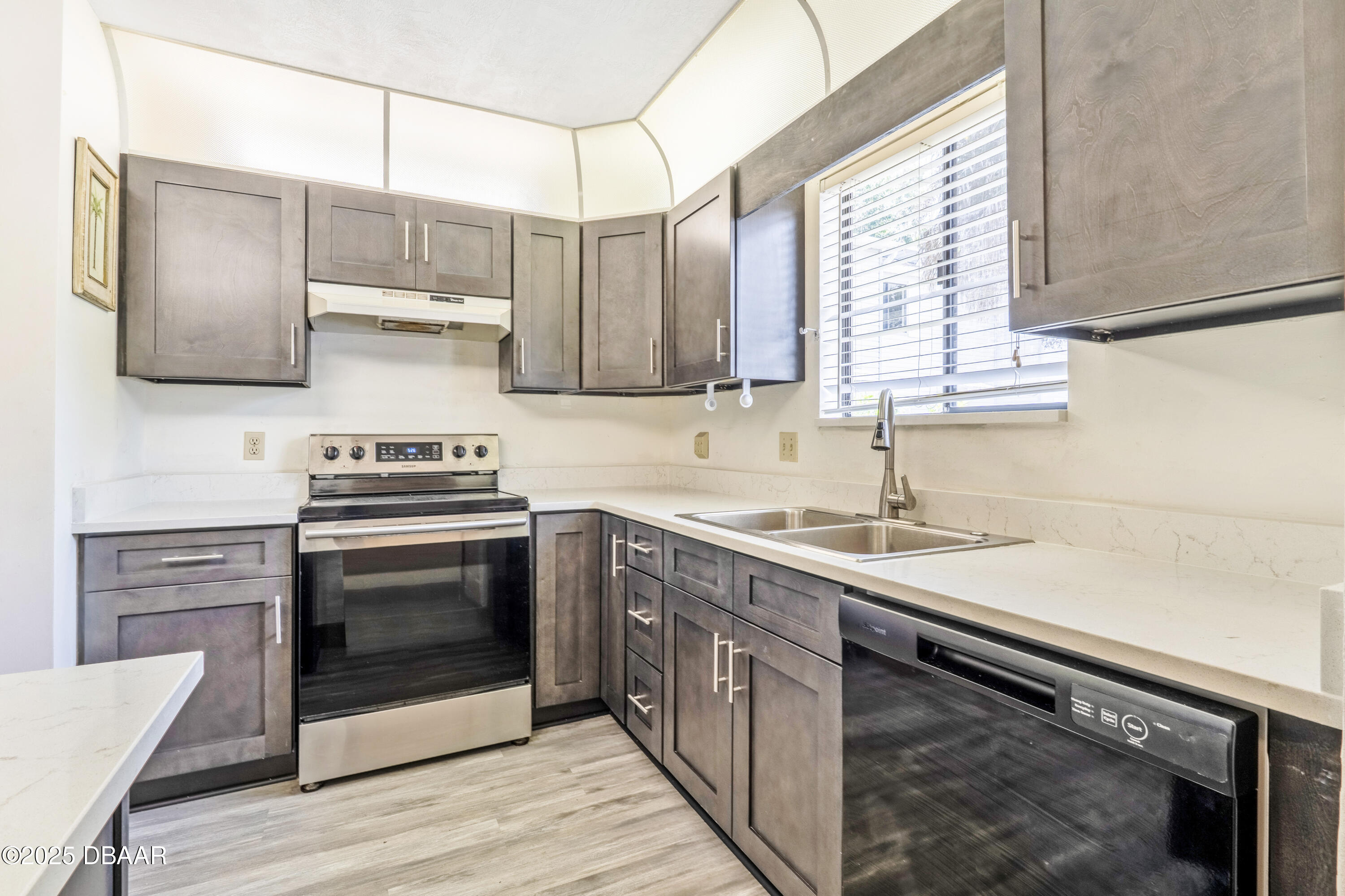 1307 Deer Springs Road Port Orange, FL 32129 - Photo 3 of 36 Kitchen