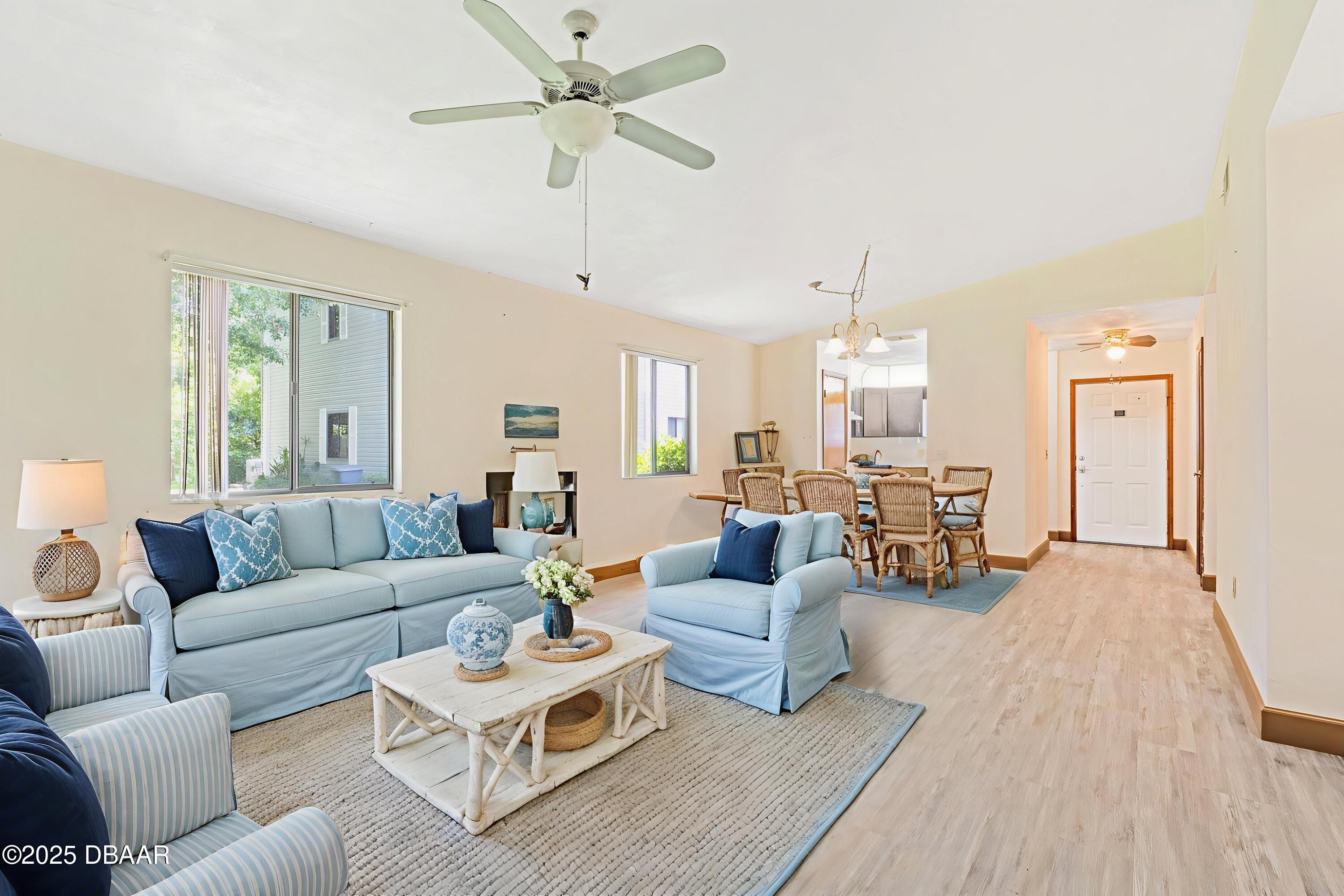 1307 Deer Springs Road Port Orange, FL 32129 - Photo 6 of 36 Living/Dining Design Inspiration #2