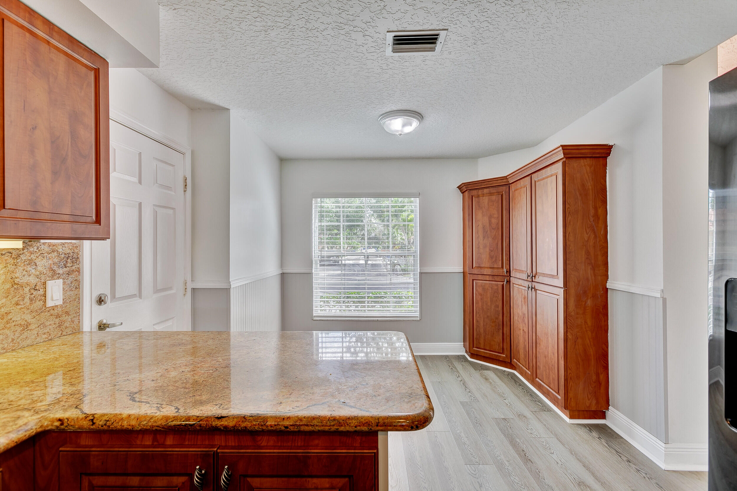 3051 Casa Rio Court Riviera Beach, FL 33418 - Photo 17 of 56 Breakfast Area