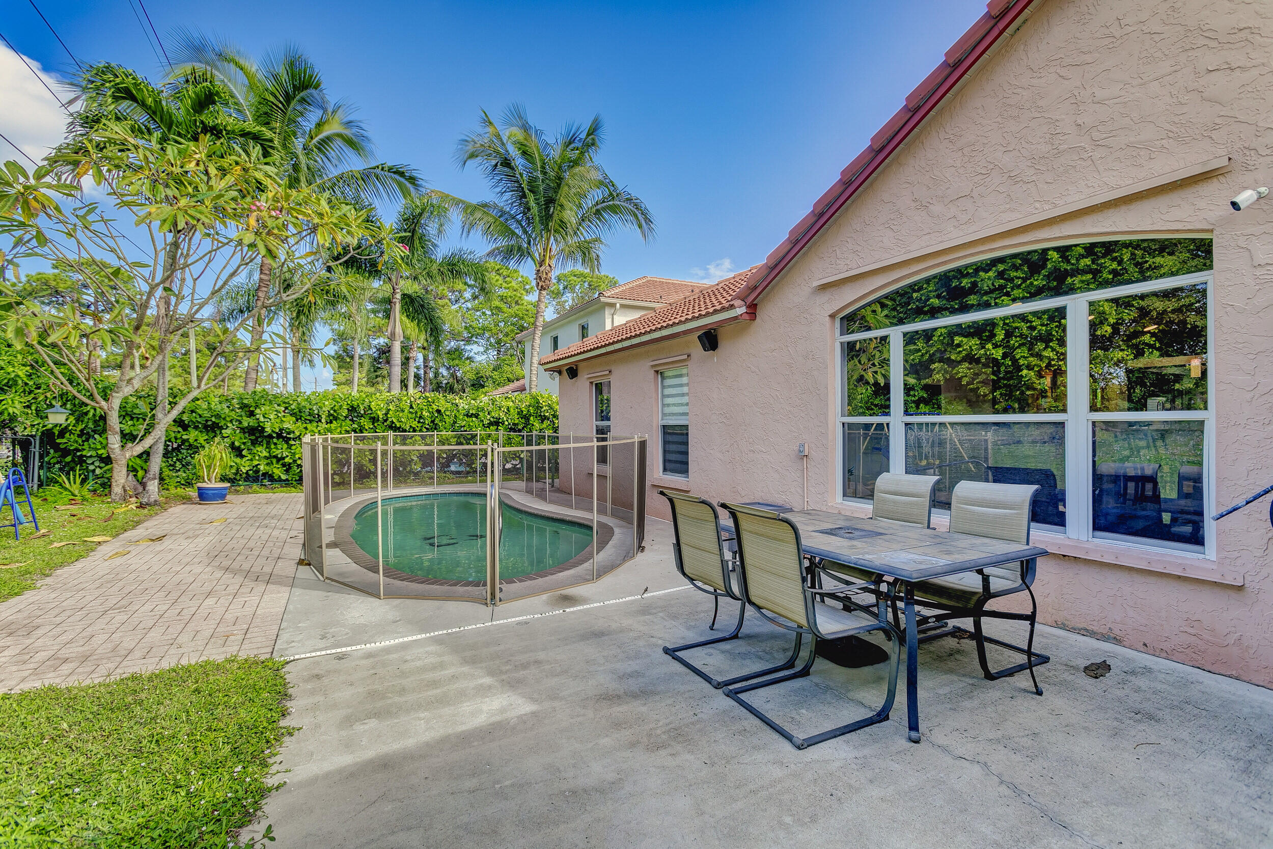 3051 Casa Rio Court Riviera Beach, FL 33418 - Photo 38 of 56 Pool-Patio