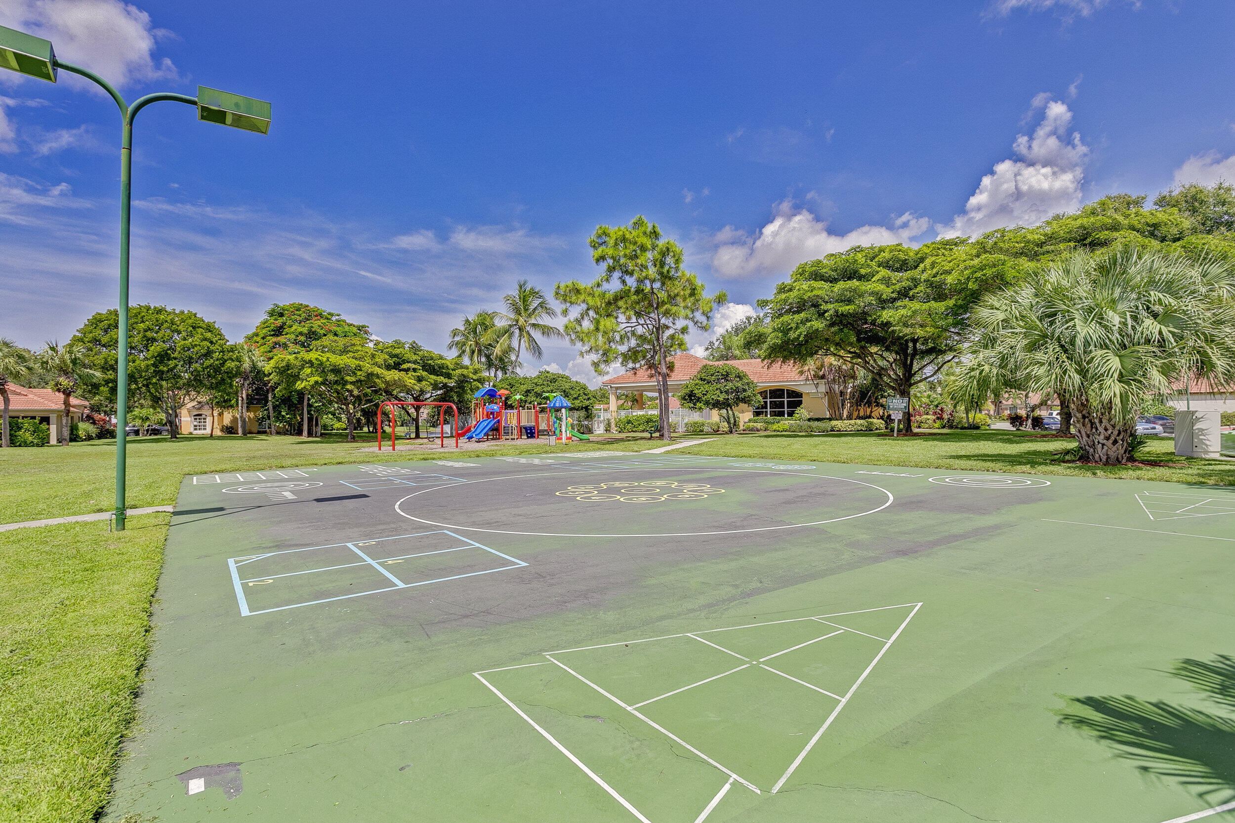 3051 Casa Rio Court Riviera Beach, FL 33418 - Photo 46 of 56 Basketball