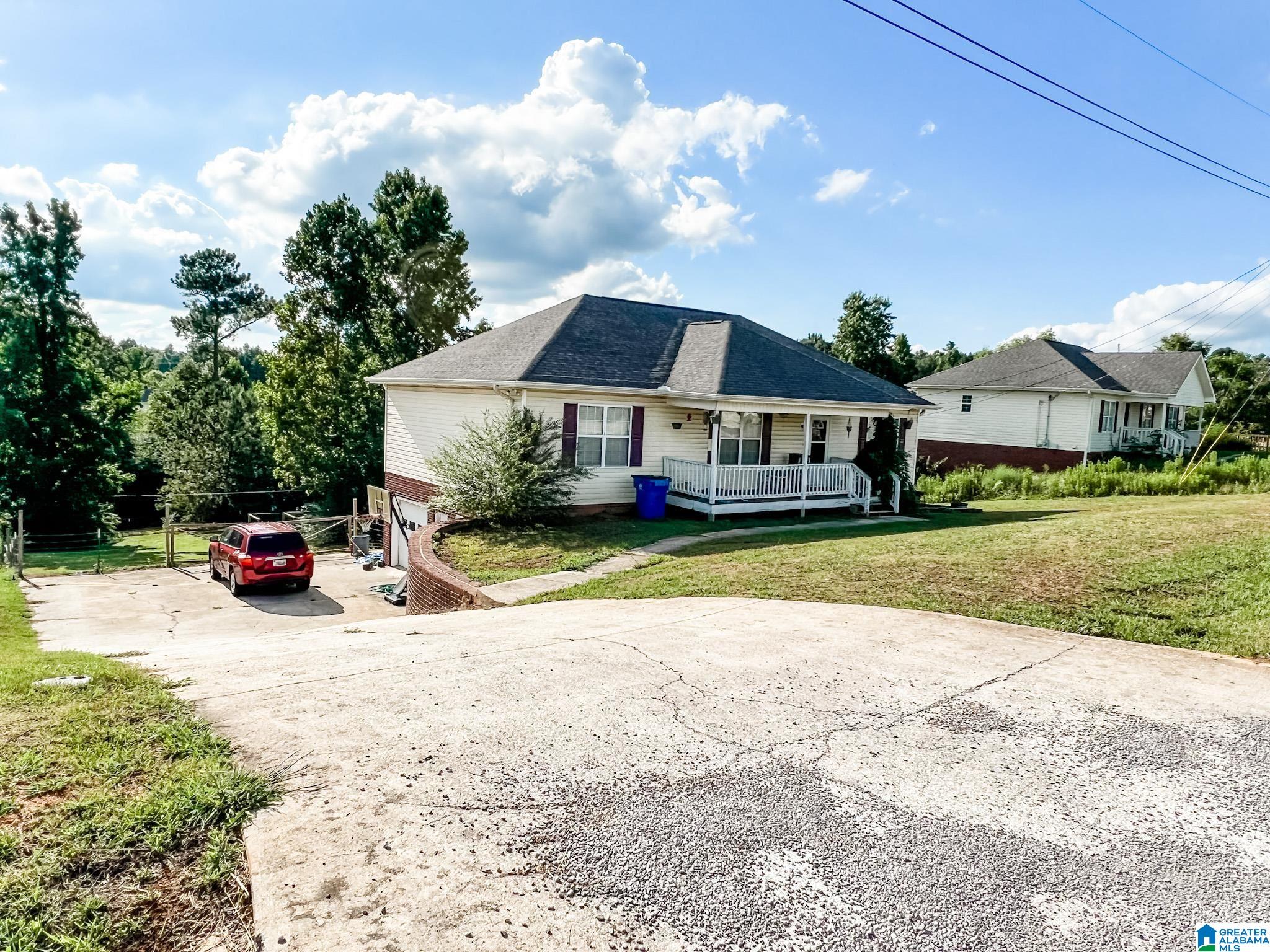 250 Deer Crossing Road Warrior, AL 35180 - Photo 4 of 39