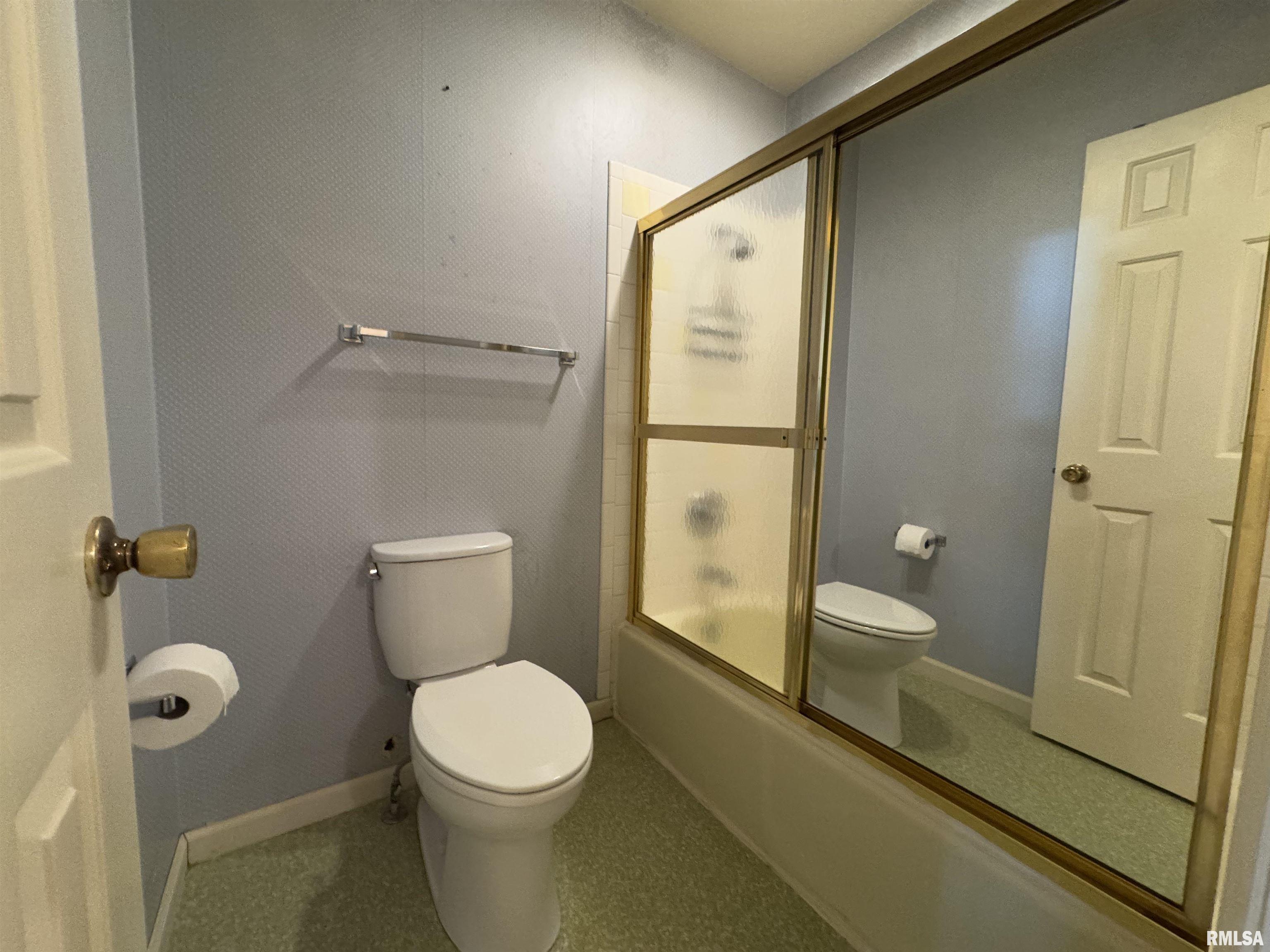 130 South Yorktown Road Macomb, IL 61455 - Photo 22 of 40