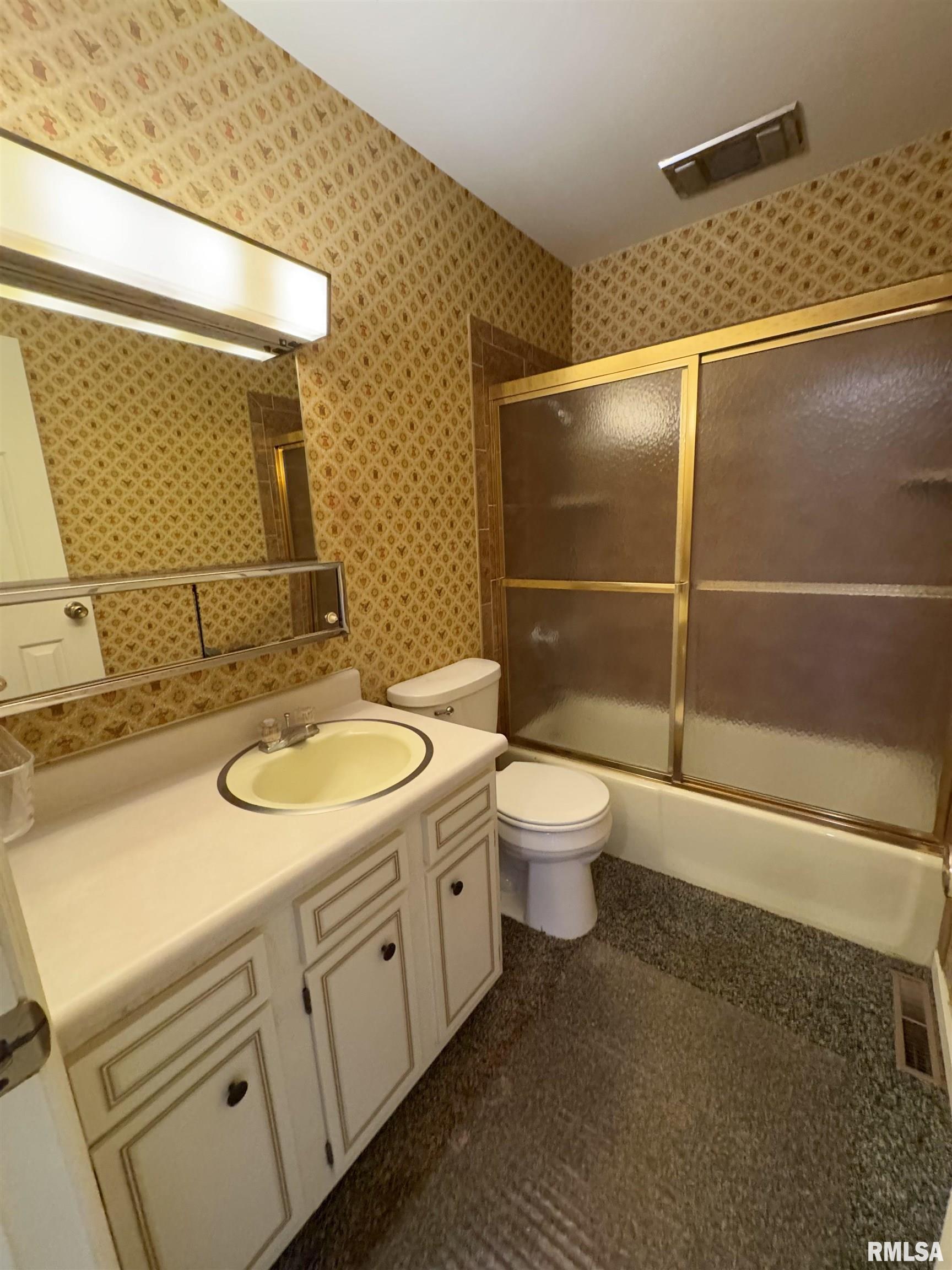 130 South Yorktown Road Macomb, IL 61455 - Photo 28 of 40