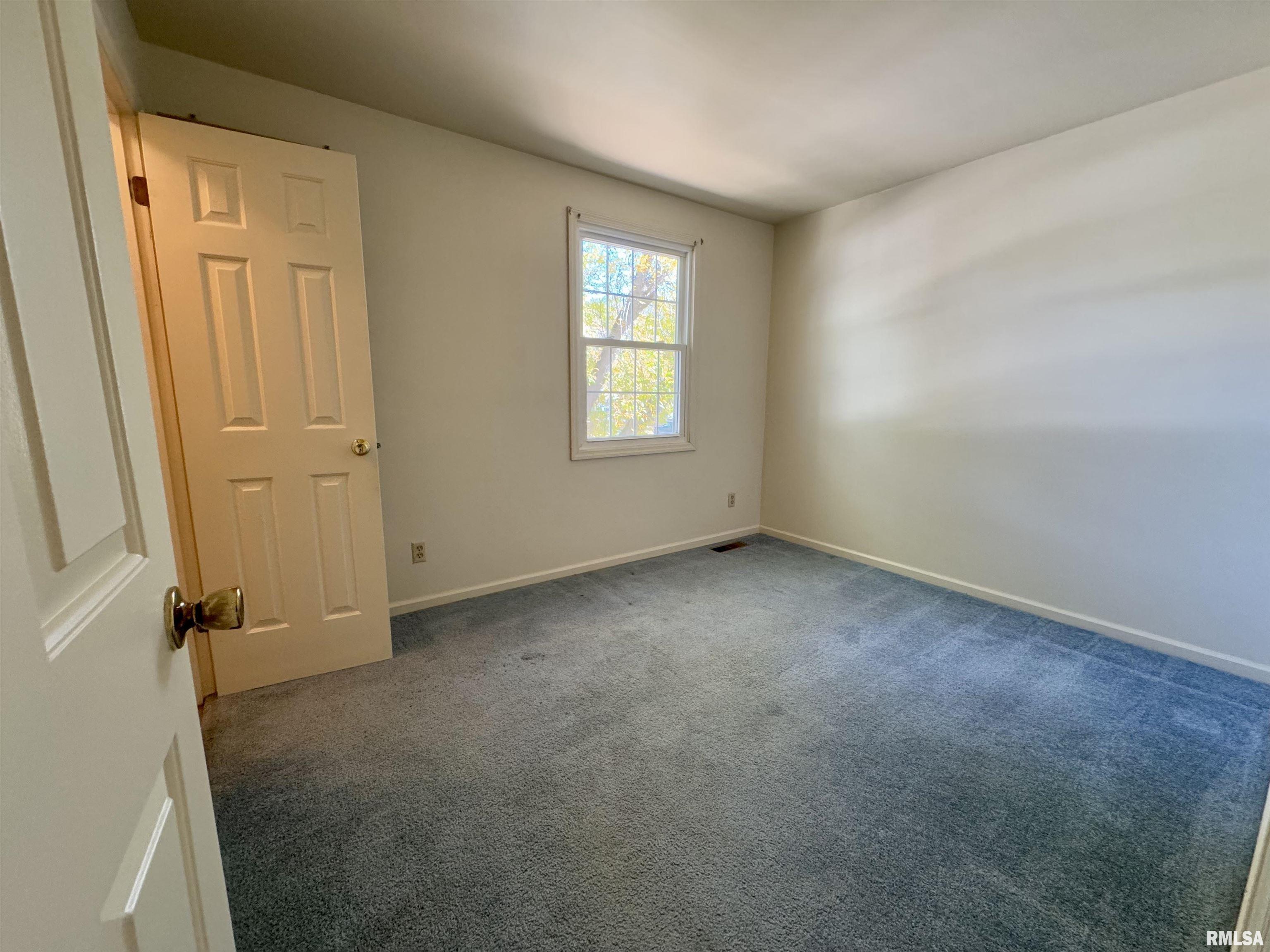 130 South Yorktown Road Macomb, IL 61455 - Photo 29 of 40